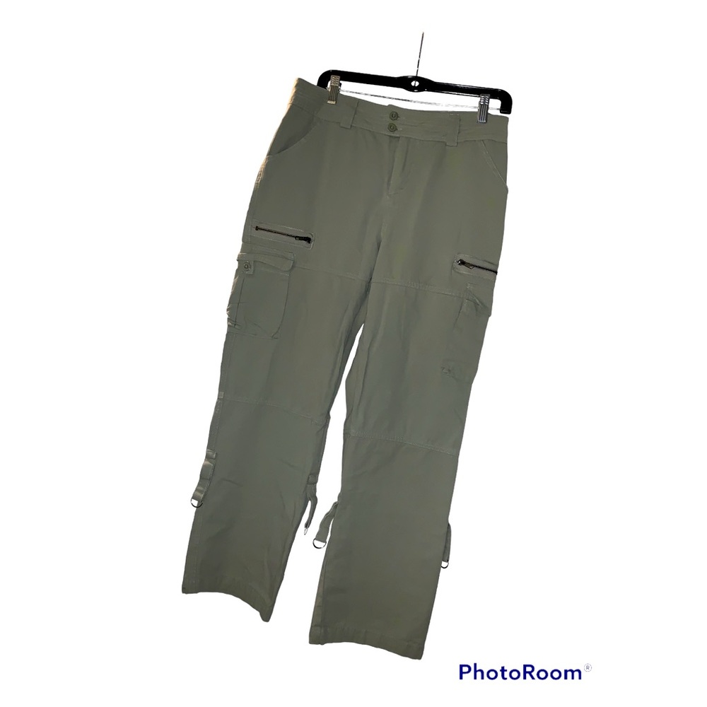 Cargo Pants Women’s size M NWOT
